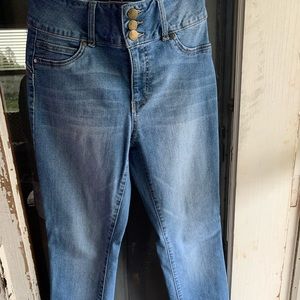 High waisted skinny jeans